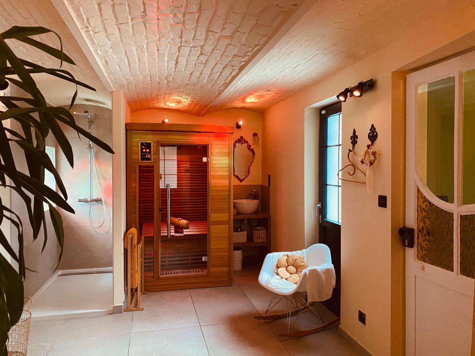 La Villa Des Roses - Suite & Spa Lys-lez-Lannoy Luaran gambar