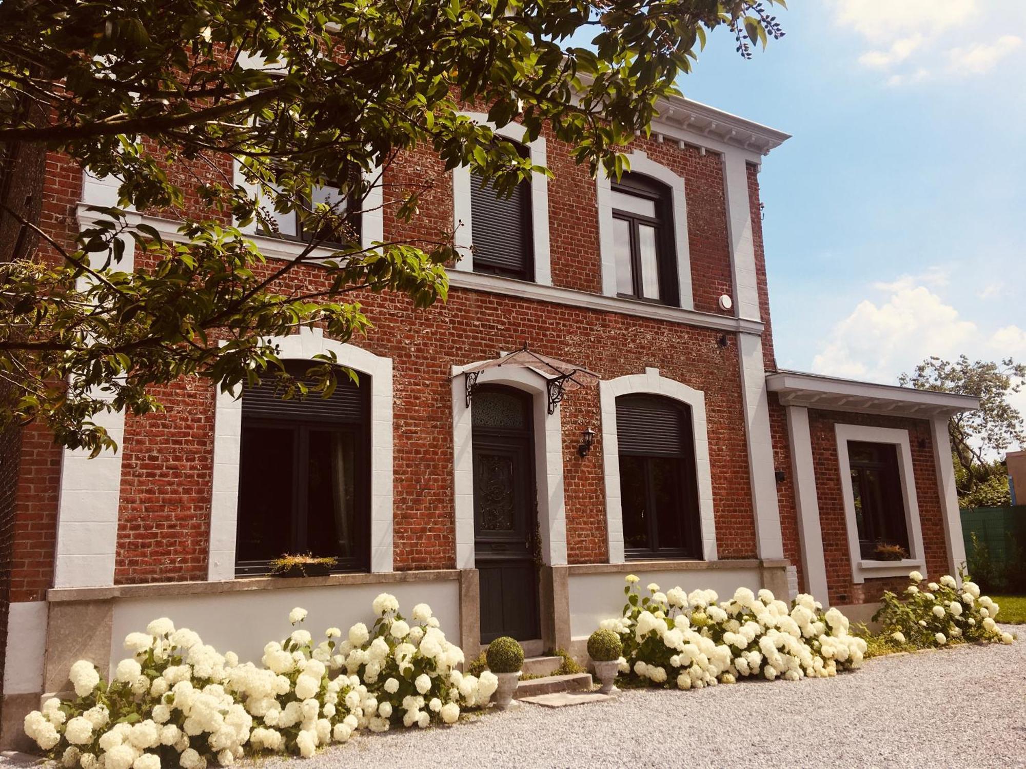 La Villa Des Roses - Suite & Spa Lys-lez-Lannoy Luaran gambar